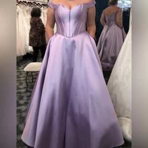 Beautiful formal/prom dress